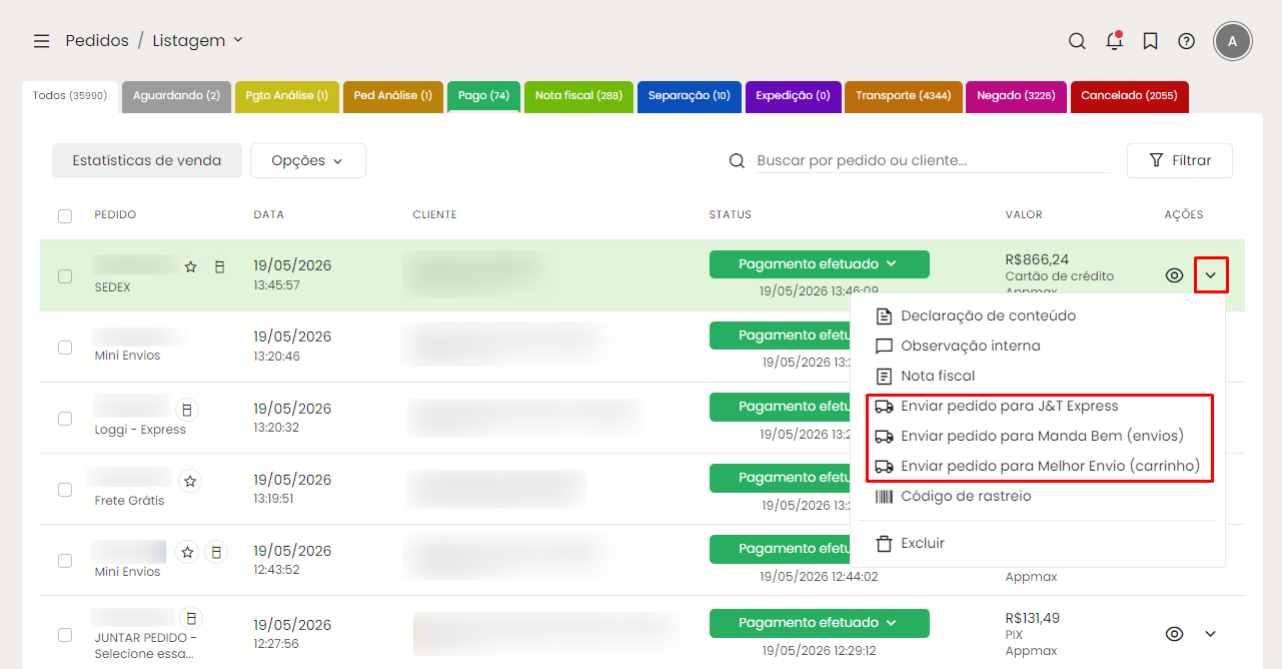 Listagem de pedidos no painel wBuy com filtros de status e ação para abrir mais opções do pedido